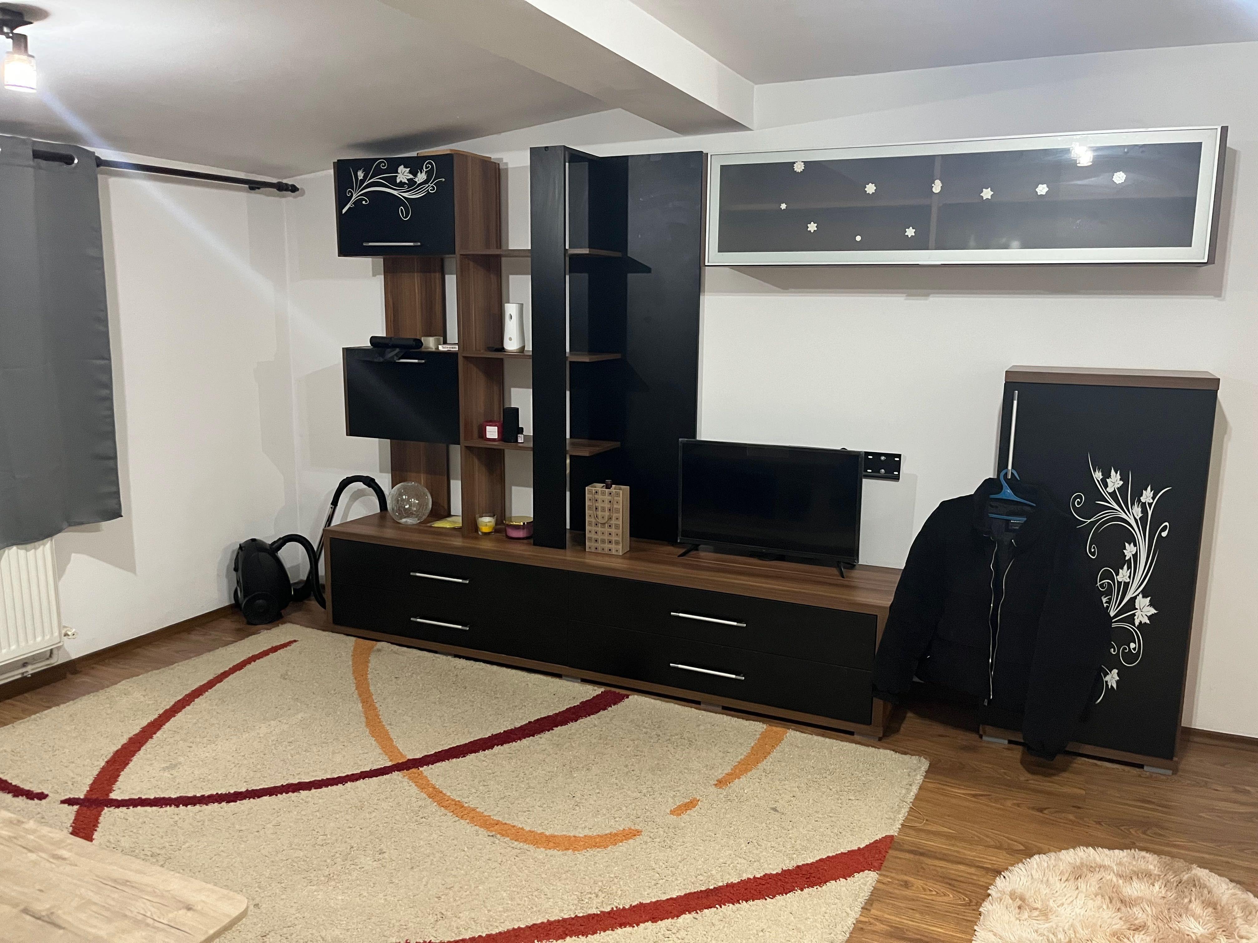 Închiriez apartament cu două camere zona Lidl Obcini - imagine 1
