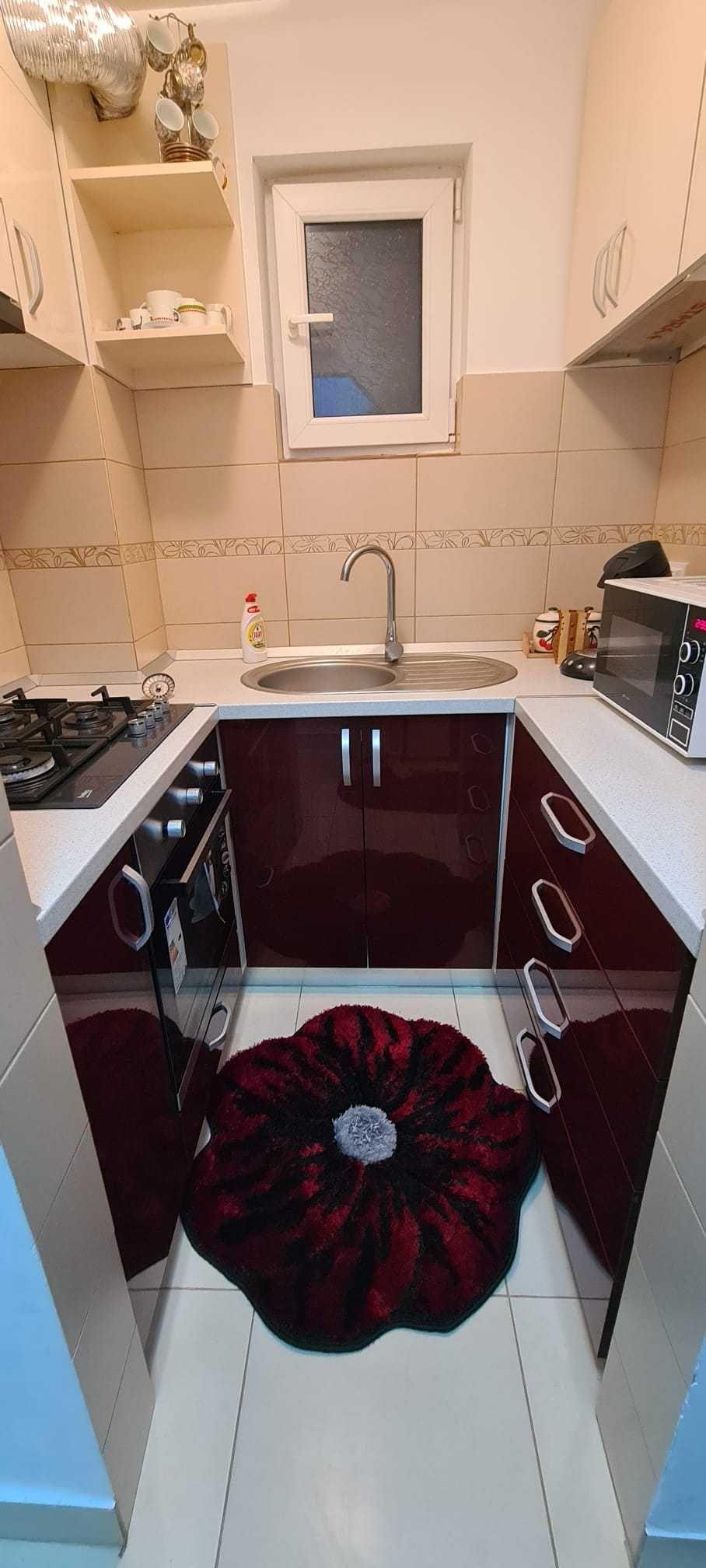 Vând apartament