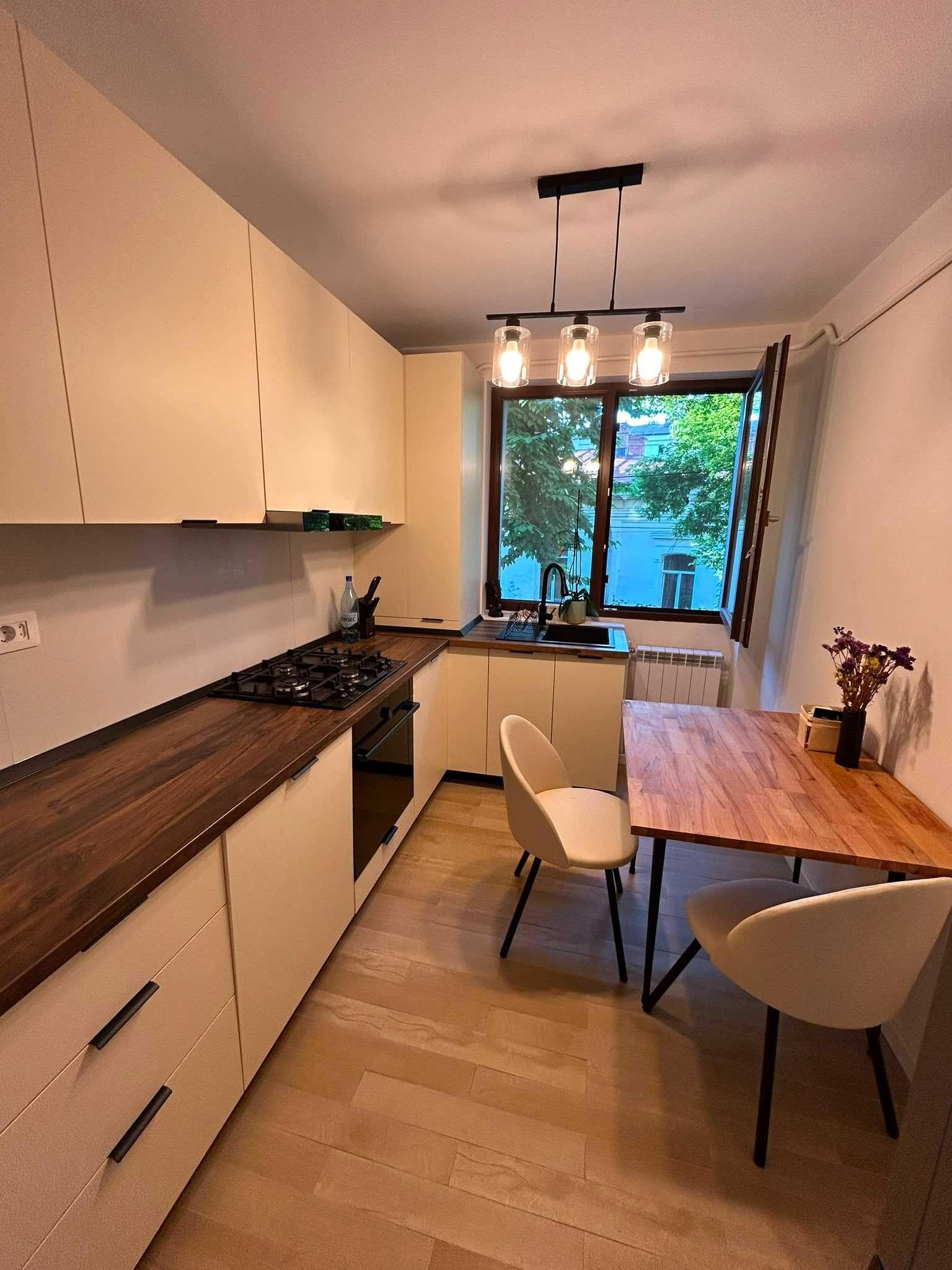 Apartament de închiriat - imagine 1