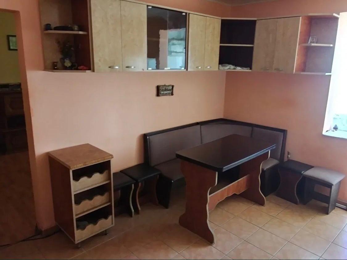 Vand apartament  3 camere.accept variante cu garsoniera sau ap  2 camere - imagine 1