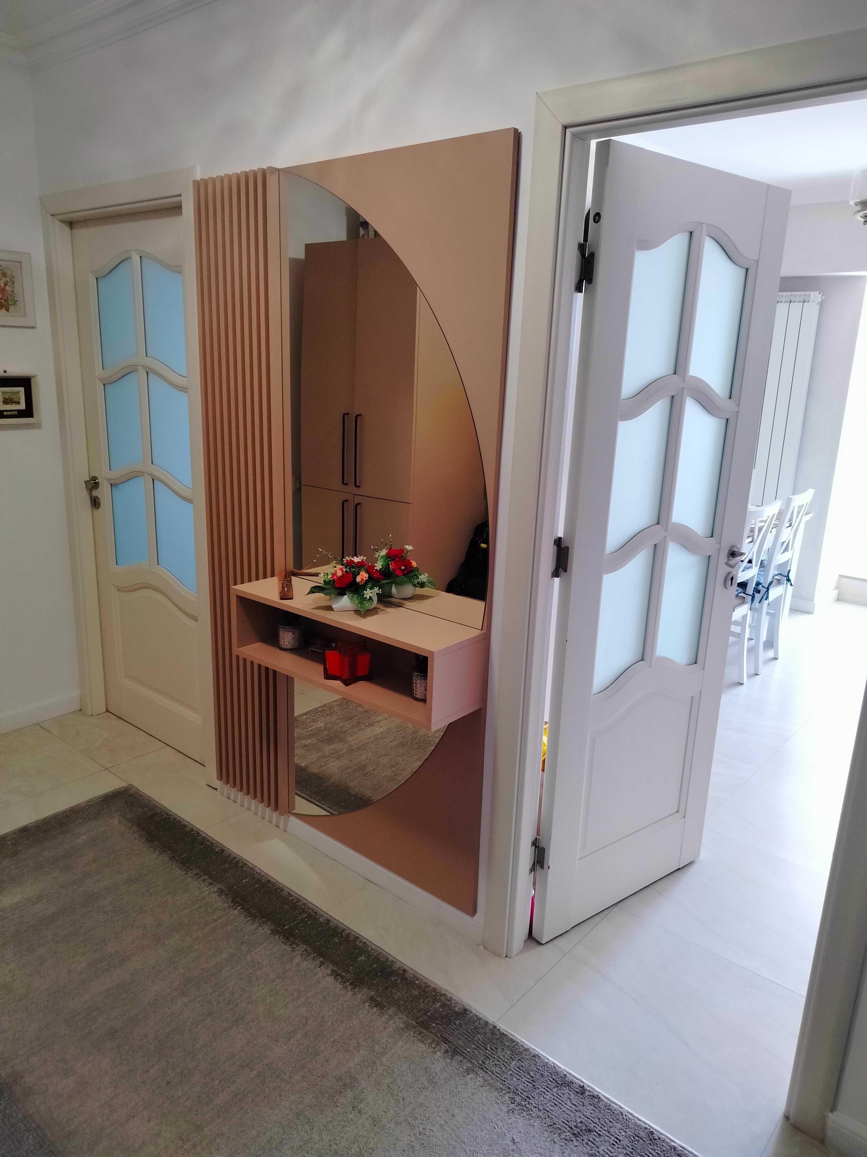 Vând apartament 2 camere plus terasa de 44 mp. - imagine 1
