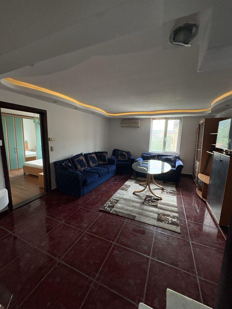 Apartament 3 camere centru - zona 0,str Petru Rares de inchiriat