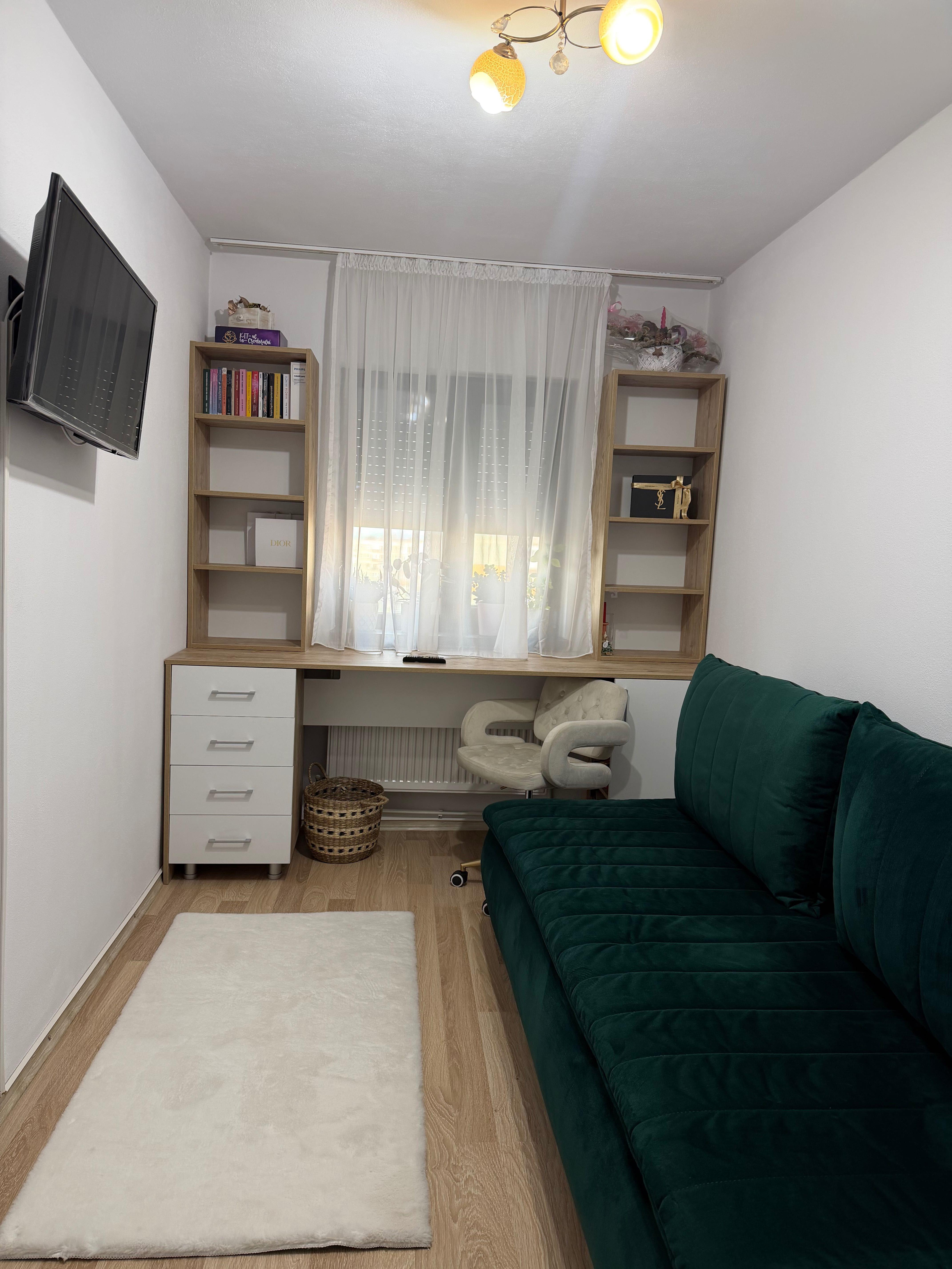 Apartament de vânzare Tg-Jiu, Aleea Plopilor, etaj 4/10, 39 mp, complet mobilat și utilat, preț: 70000 de euro. - imagine 1
