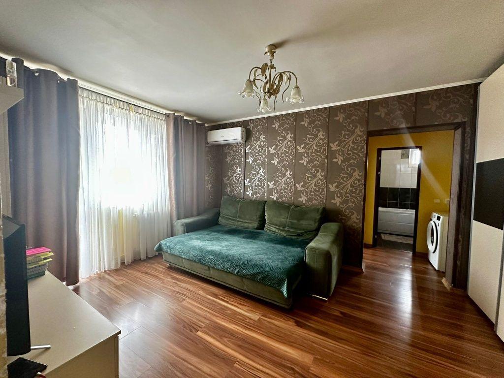 Apartament de vânzare - imagine 1