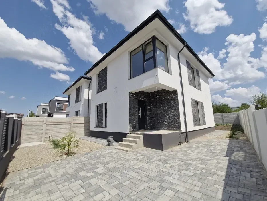 Vila premium, Str Pădurii, ASFALTATA - imagine 1