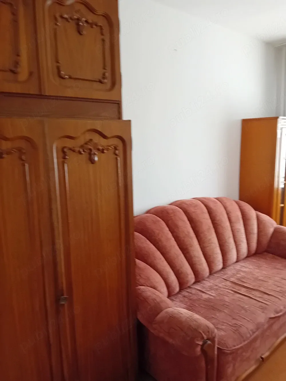 Inchiriez ap. 3 camere in Faleza Nord - imagine 1