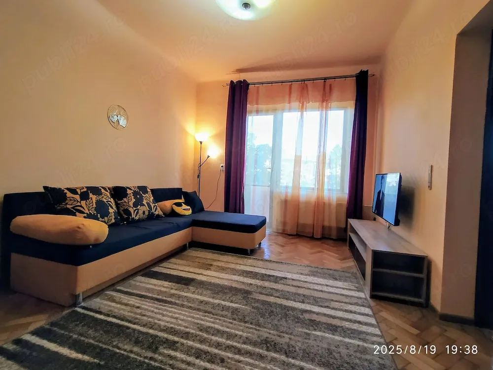 Apartament de inchiriat 2 camere Oradea zona Cantemir