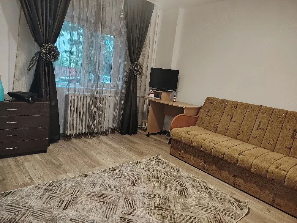 Închiriez garsoniera Mihai Viteazu - imagine 1