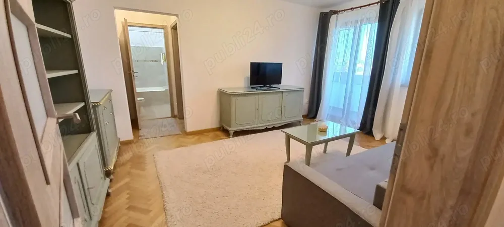Apartament 2 camere luminos, complet renovat   Piața Victoriei | Direct proprietar