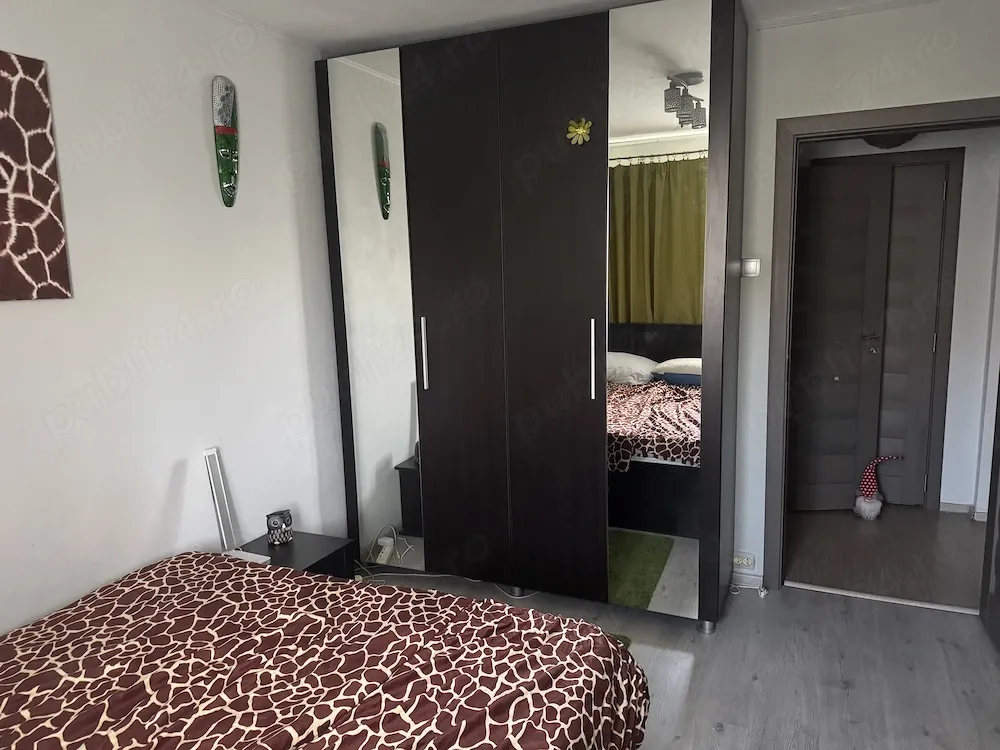 Inchiriez apartament 3 camere zona Piata Straduintei Berceni sector 4 - imagine 1