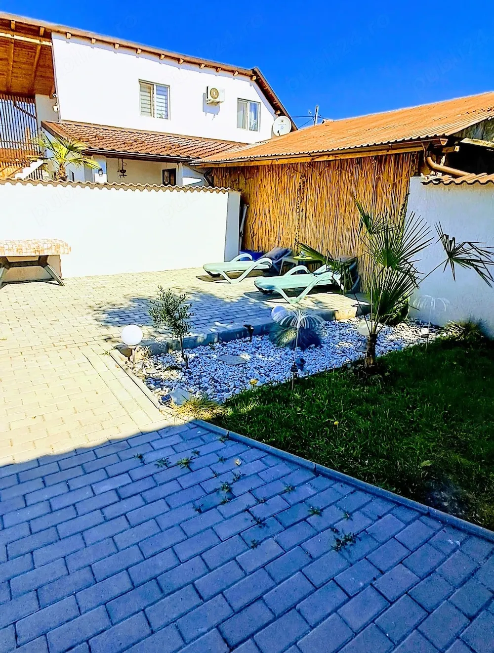Casa moderna constructie noua, mobilata si utilata, ideală pentru 2 familii - imagine 1