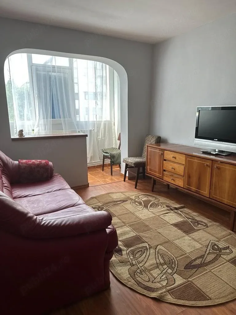 inchiriez apartament 2 camere