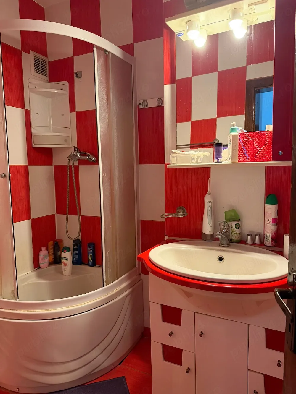 Inchiriez apartament 2 camere Buzau centru