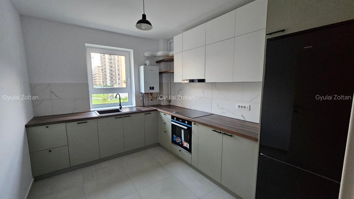 Prima Chirie - Apartament Coresi - Victory - Nicolae Labis 33 - semi mobilat - imagine 1
