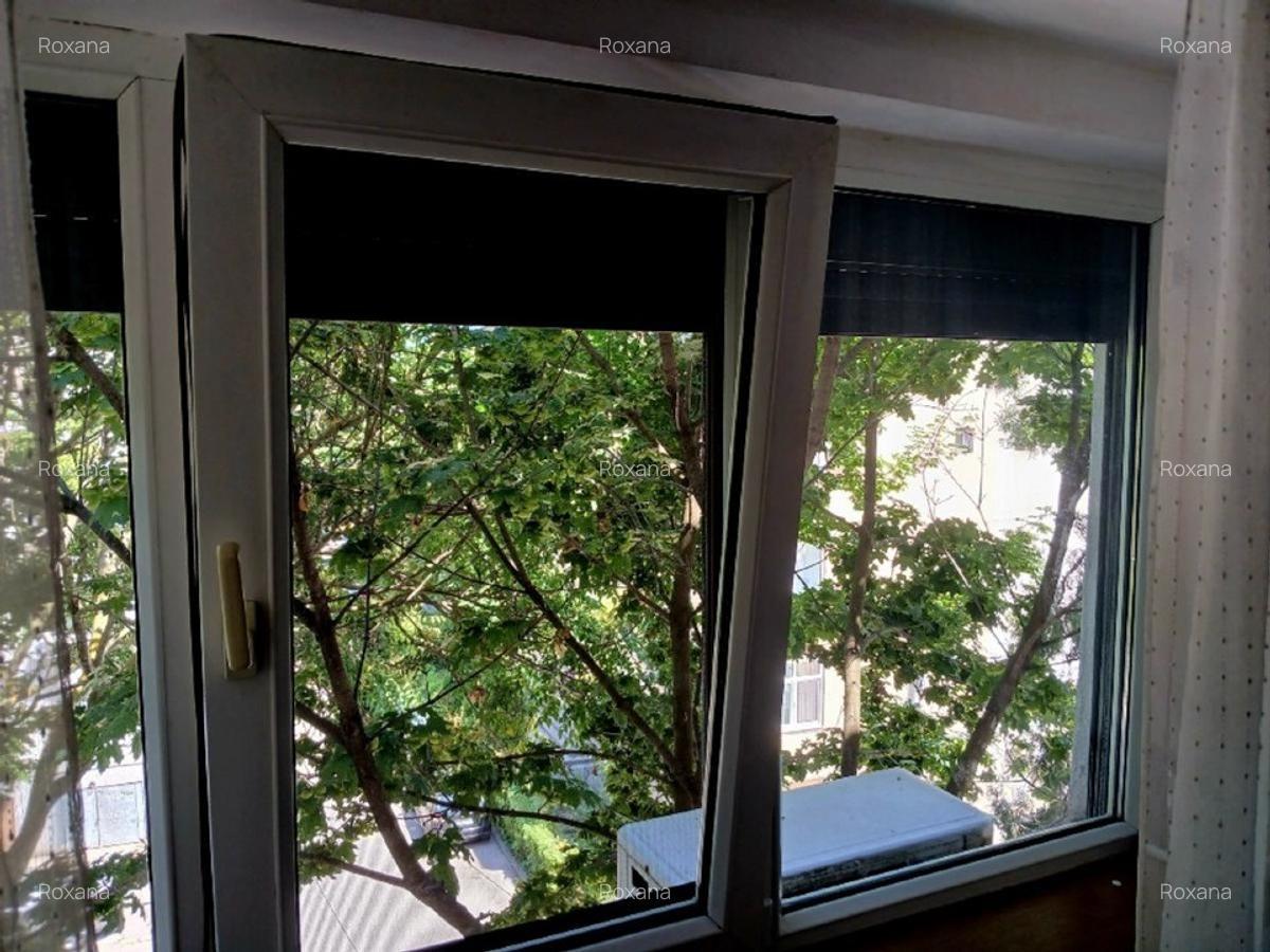 Vand apartament decomandat zona ICIL