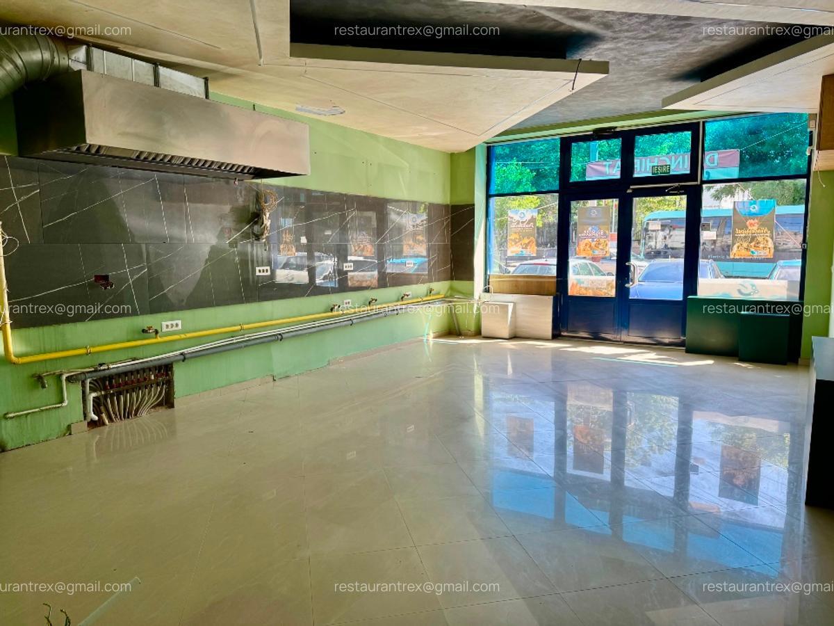 Proprietar: Spațiu Stradal – Str. Amaradia (Unitatea Militară) Craiova - imagine 1