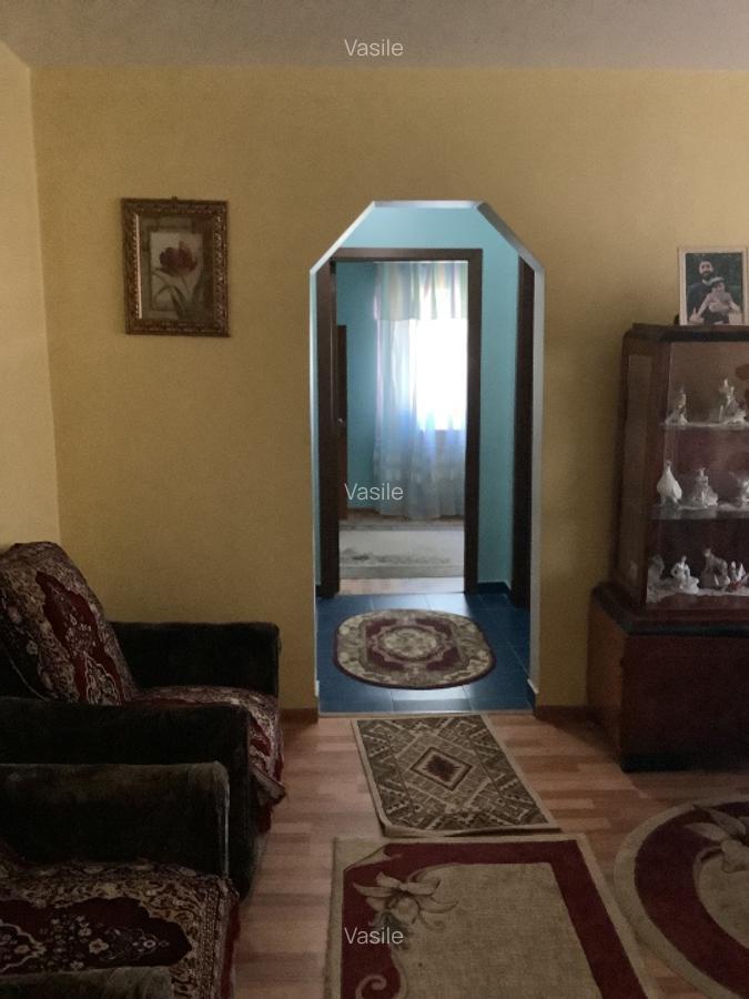 Apartament semidecomandat strada aviatorilor