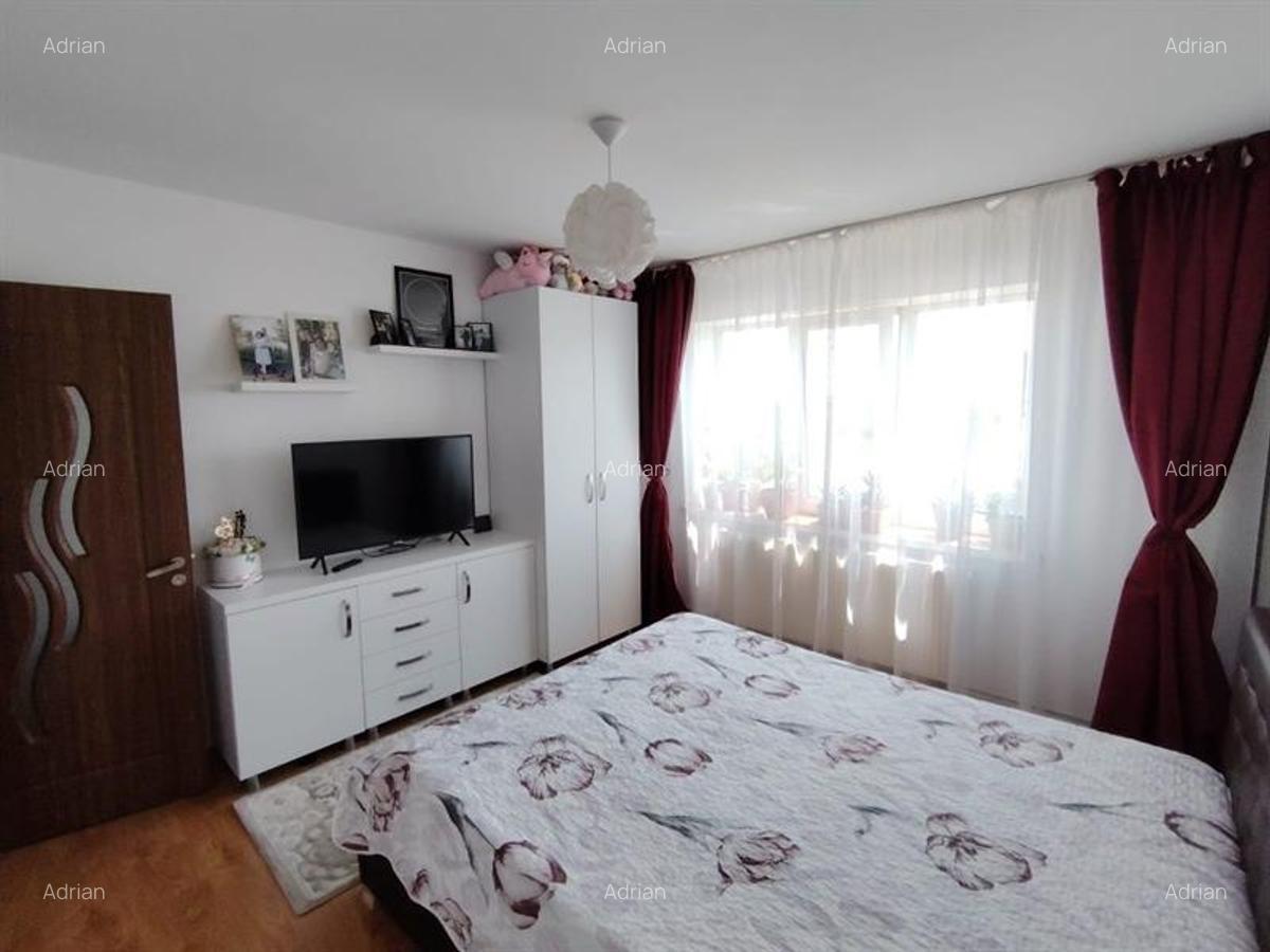 Apartament 2 camere de vânzare - Craiovița noua, zona Triaj