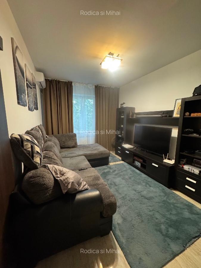 PROPRIETAR  INCHIRIEZ APARTAMENT EXCLUSIVIST
