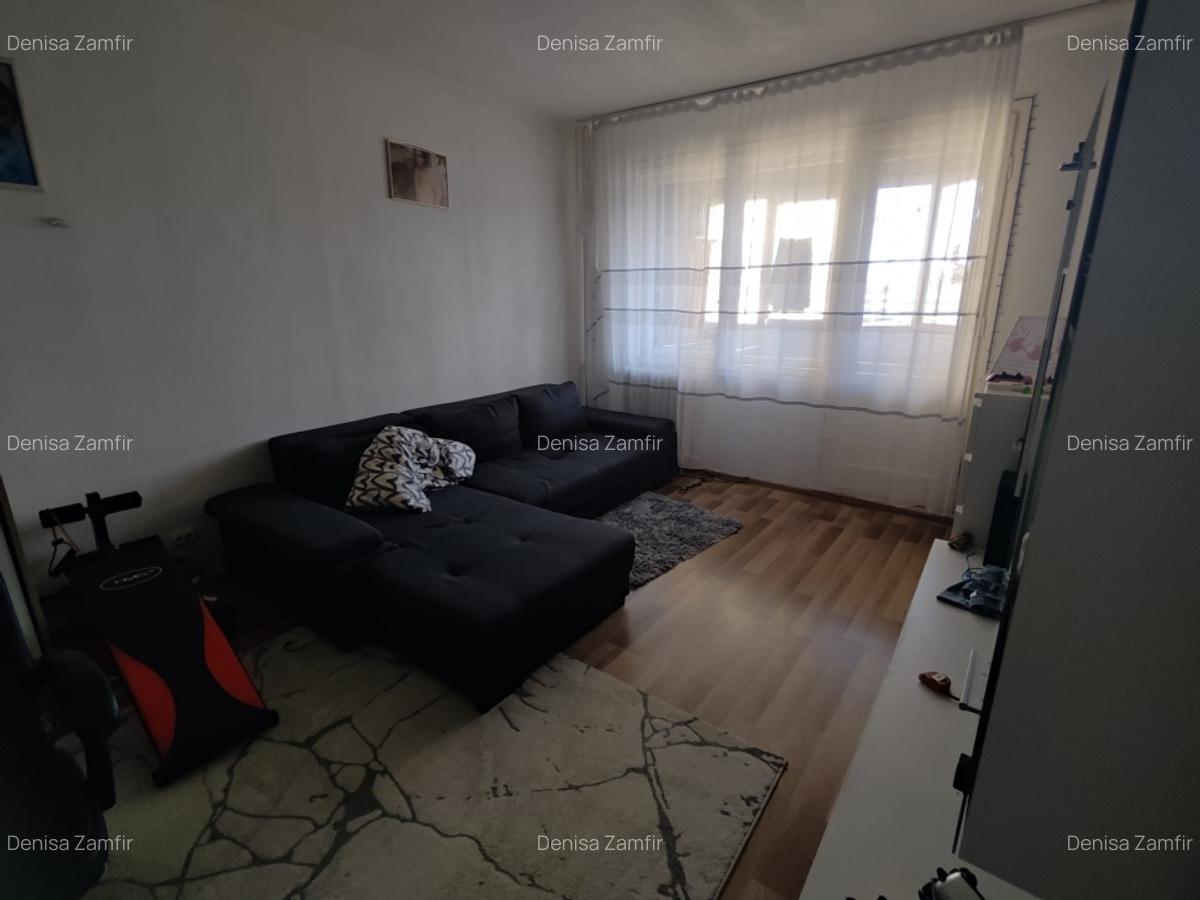 Apartament 2 camere vedere Mega Mall