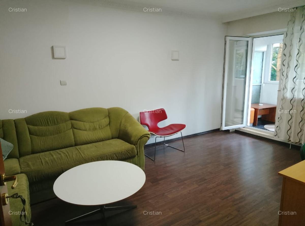 Inchiriez apartament 3 camere Iancului - imagine 1