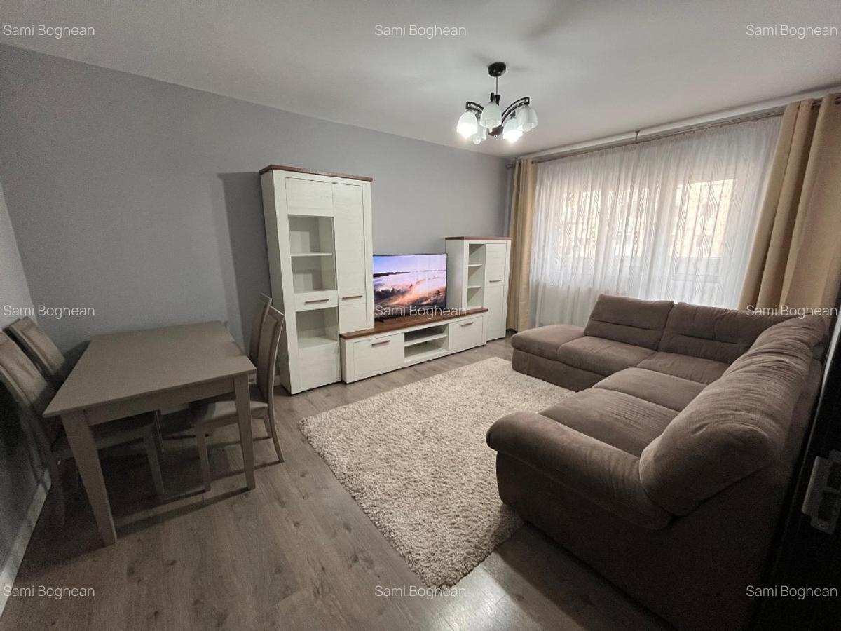 Apartament decomandat, 3 camere,  4 minute de metrou Gorjului