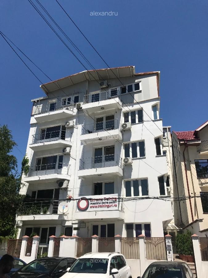 Cotroceni clădire de birouri 285mp intrare separata