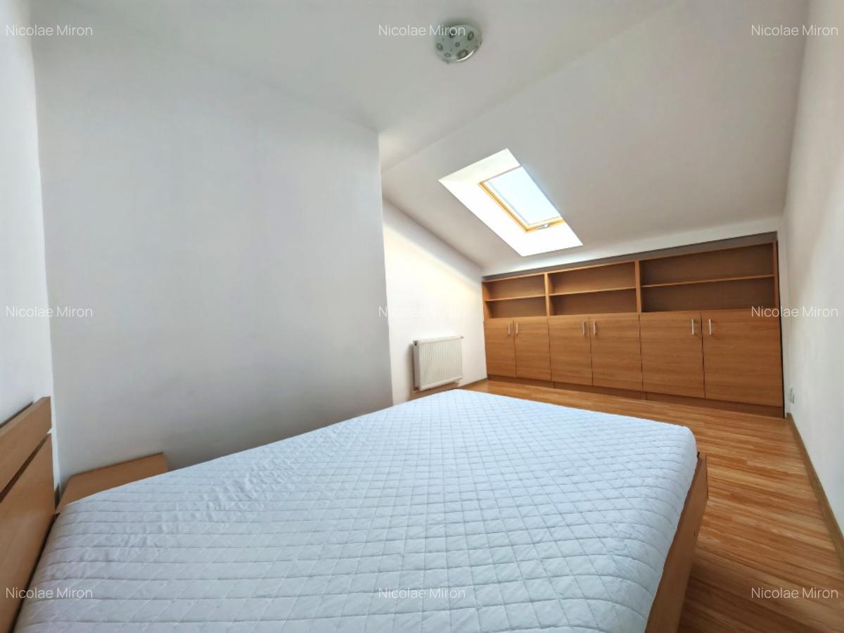 Apartament 3 camere 70m la mansardă, Valea Aurie
