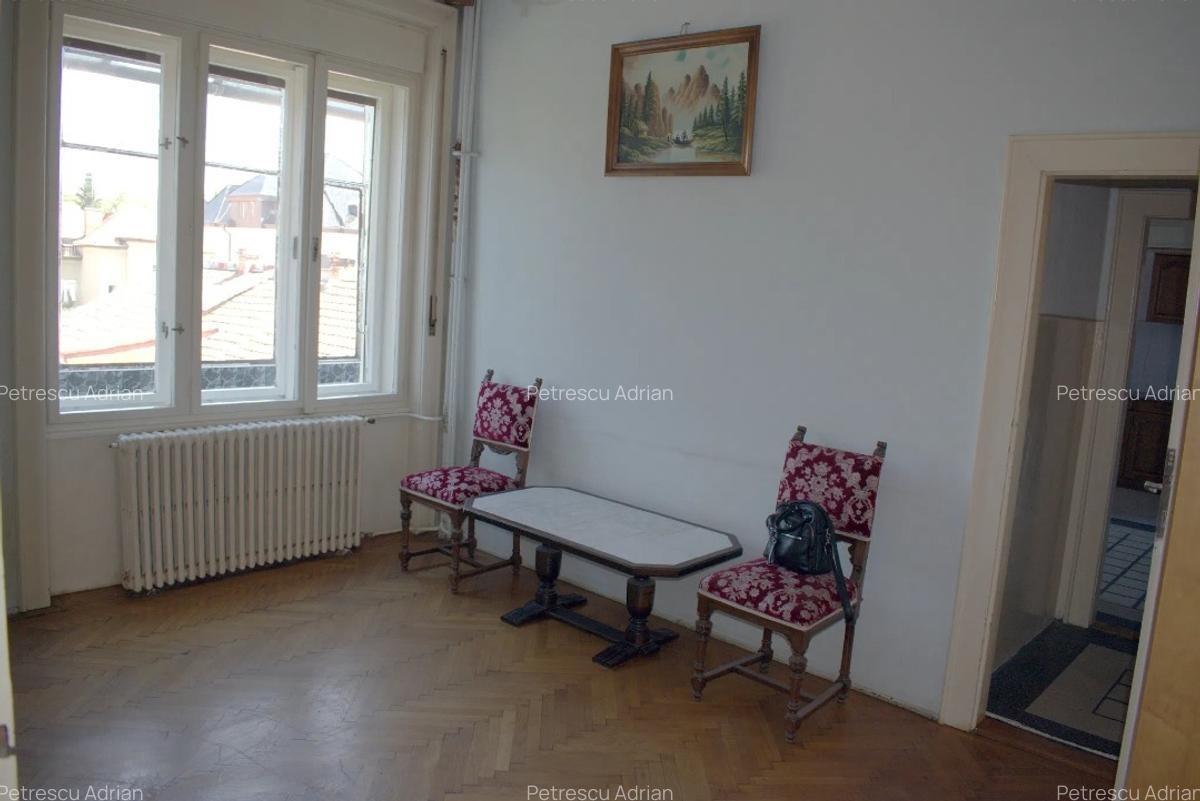 Apartament arhitectura autentica, 126 mp+terasa 25 mp+anexa 10mp