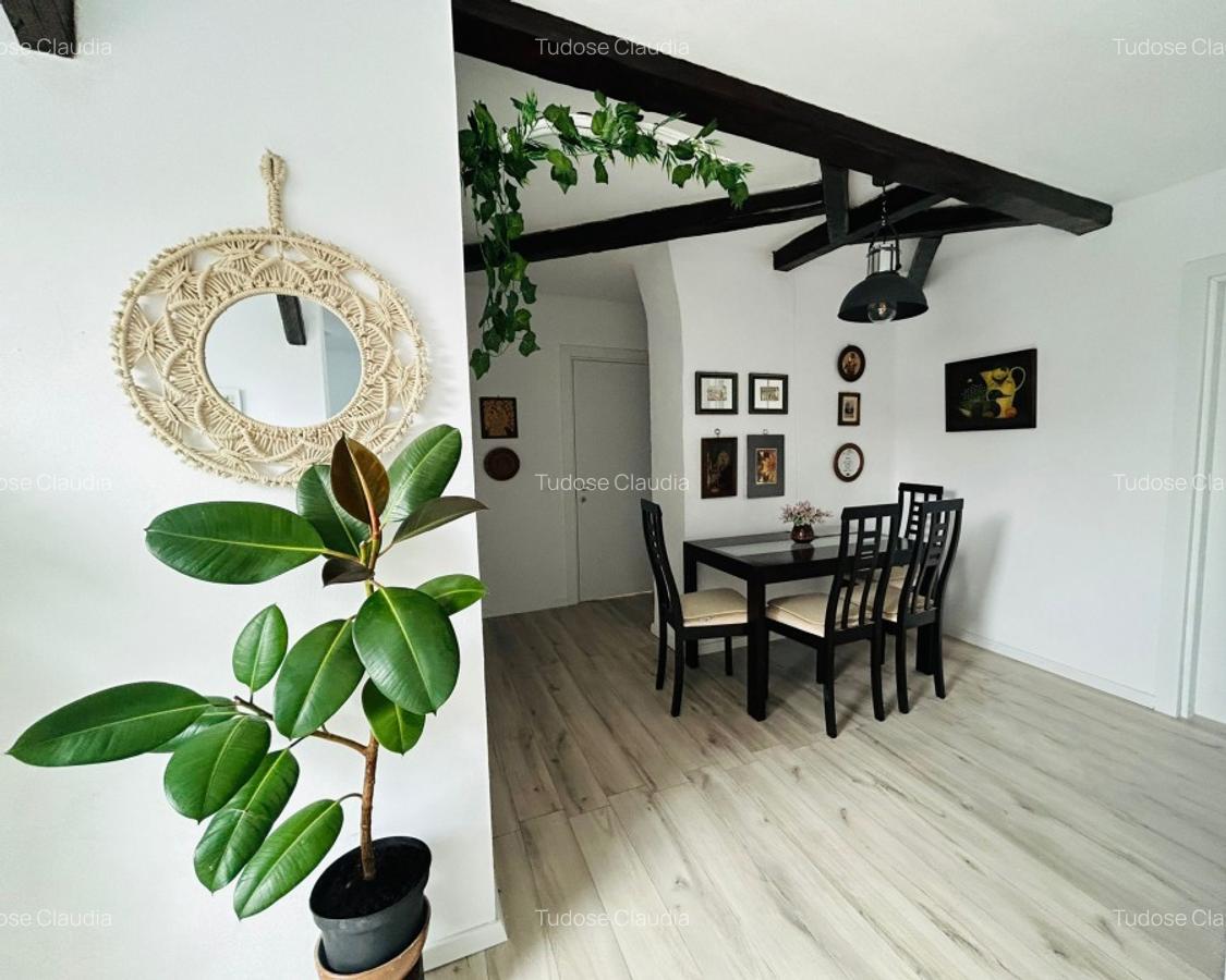 De inchiriat apartament DEOSEBIT la casa, cu 3 dormitoare - imagine 1