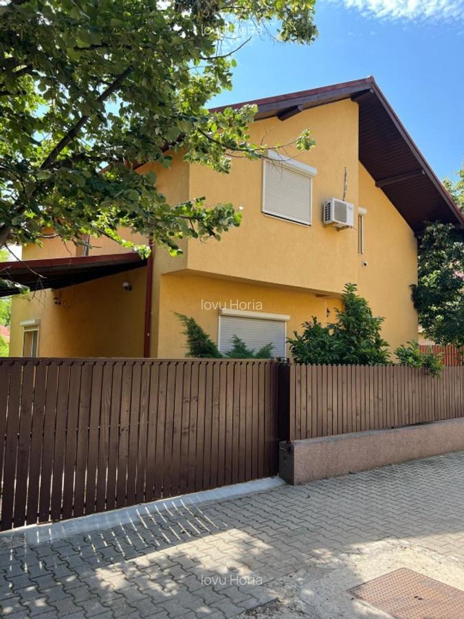 Pipera vila P+1, 200 mp, teren 420 mp, 3 dormitoare, 3 bai, zona linistita