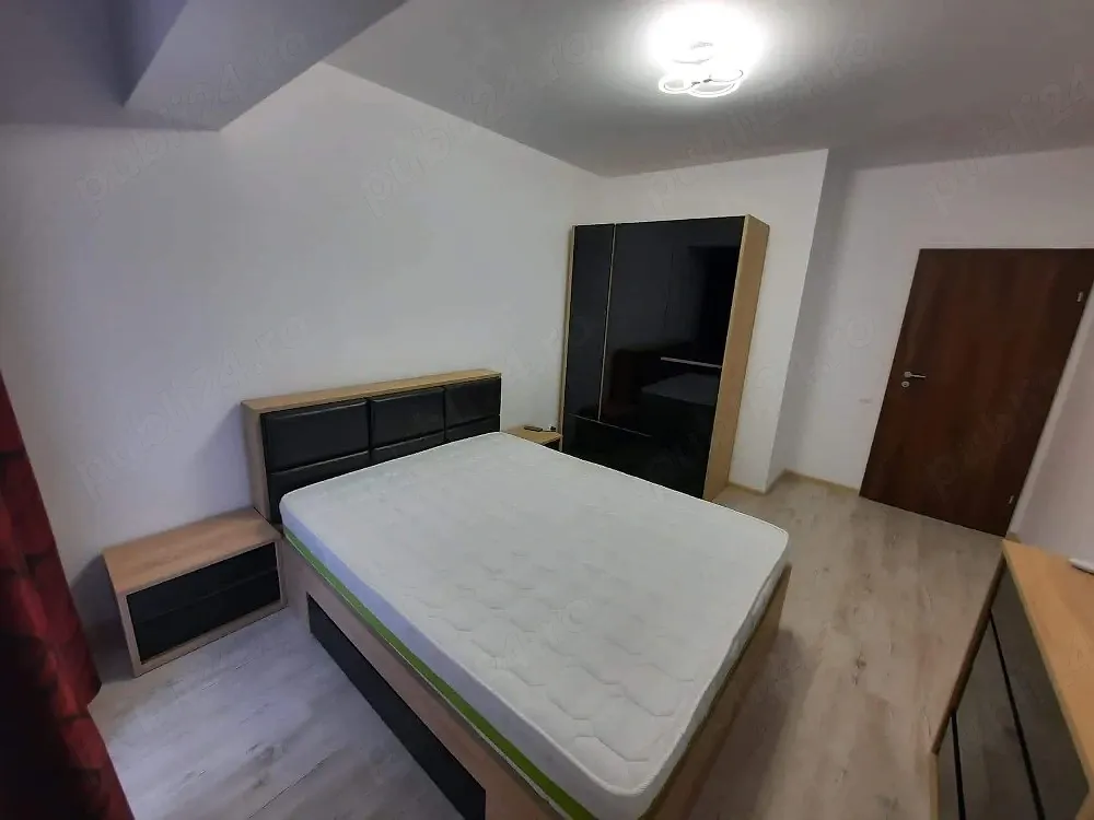 Proprietar, inchiriez apartament 2 camere , decomandat cu loc de parcare inclus - imagine 1