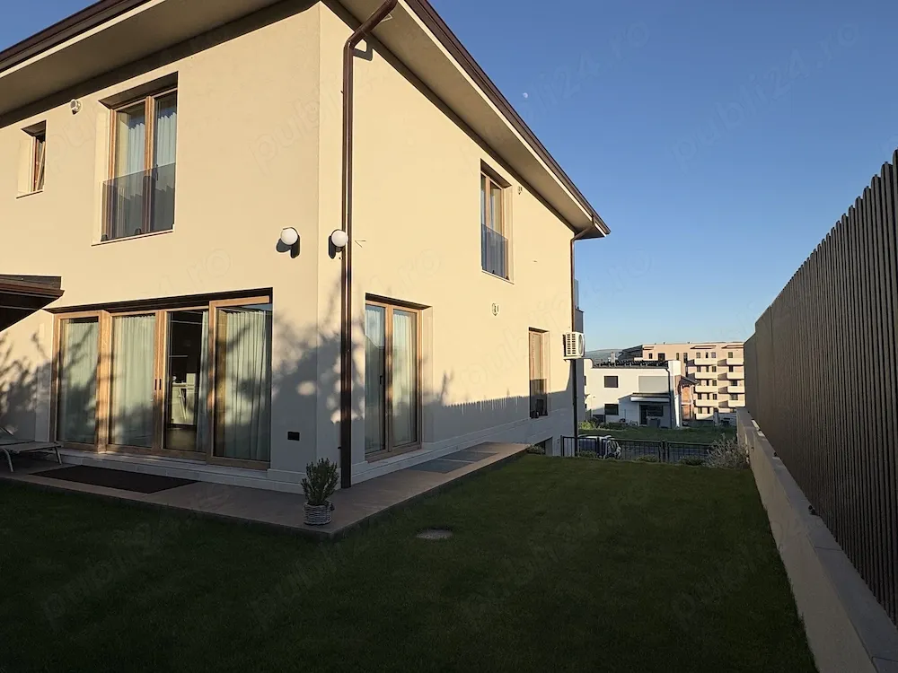 Proprietar, vand casa ultrafinisata, cart. Iris (Cluj-Napoca)