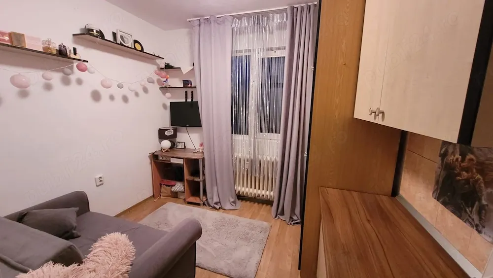 Garsoniera de inchiriat 'disponibila si pentru Untold(150 euro)'
