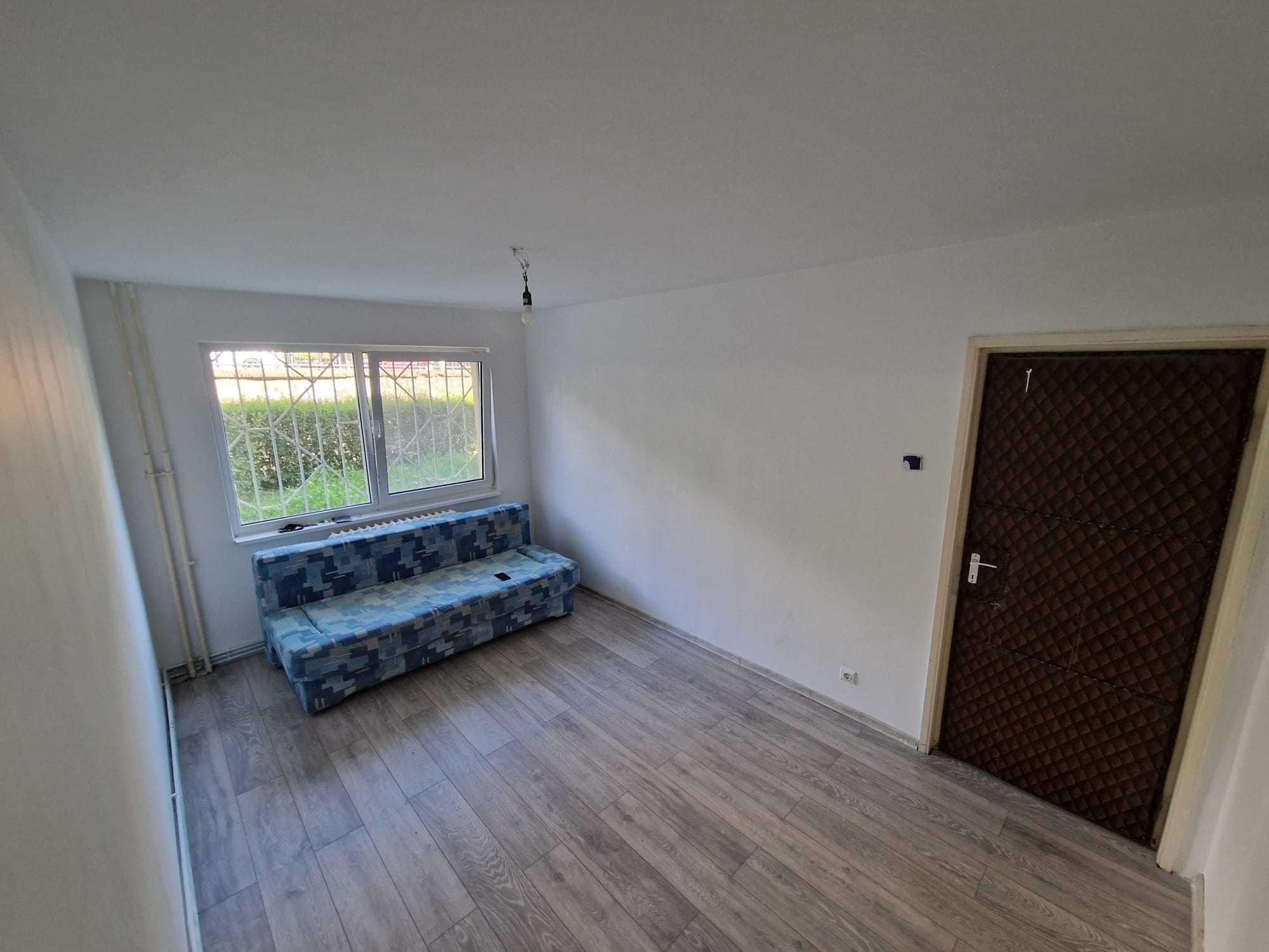 PF vand Apartament 3 camere 65mp manastur 0% comision neg.