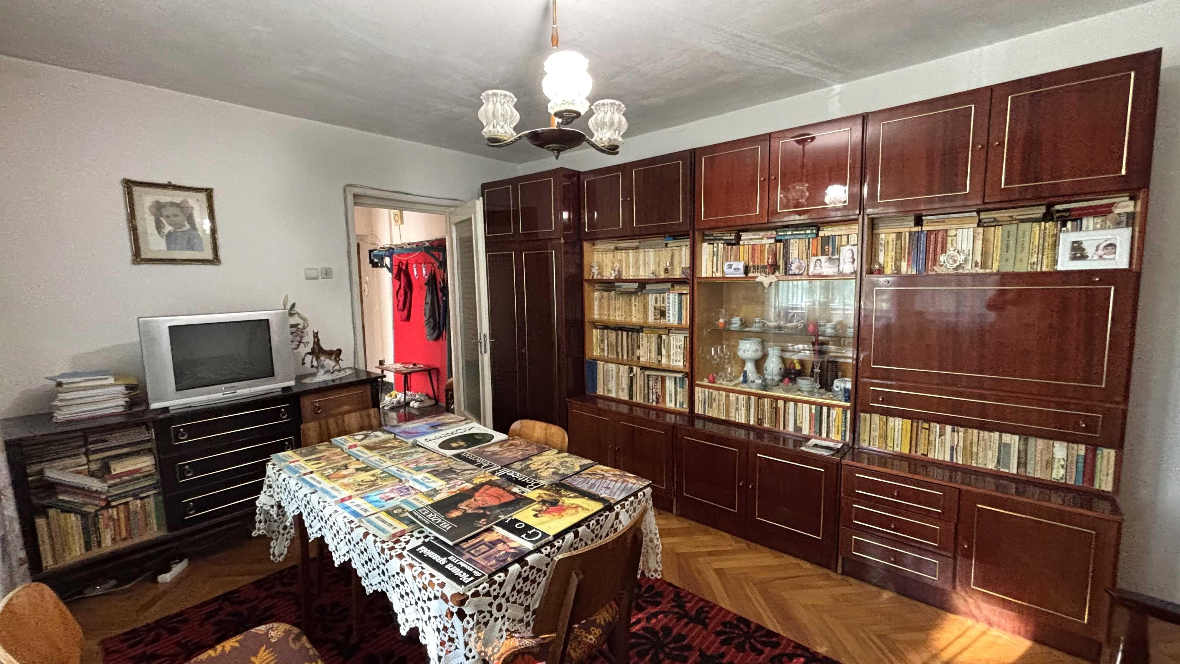 Apartament 4 camere in Manastur zona Flora