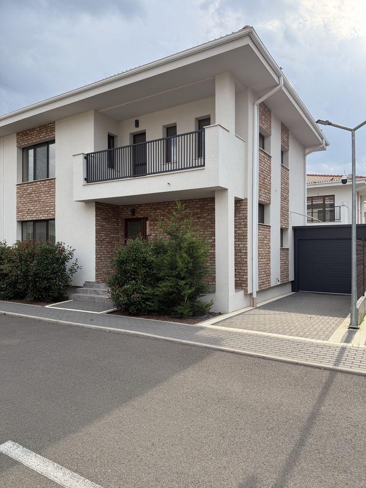 Casa 4 camere cu garaj si gradina
