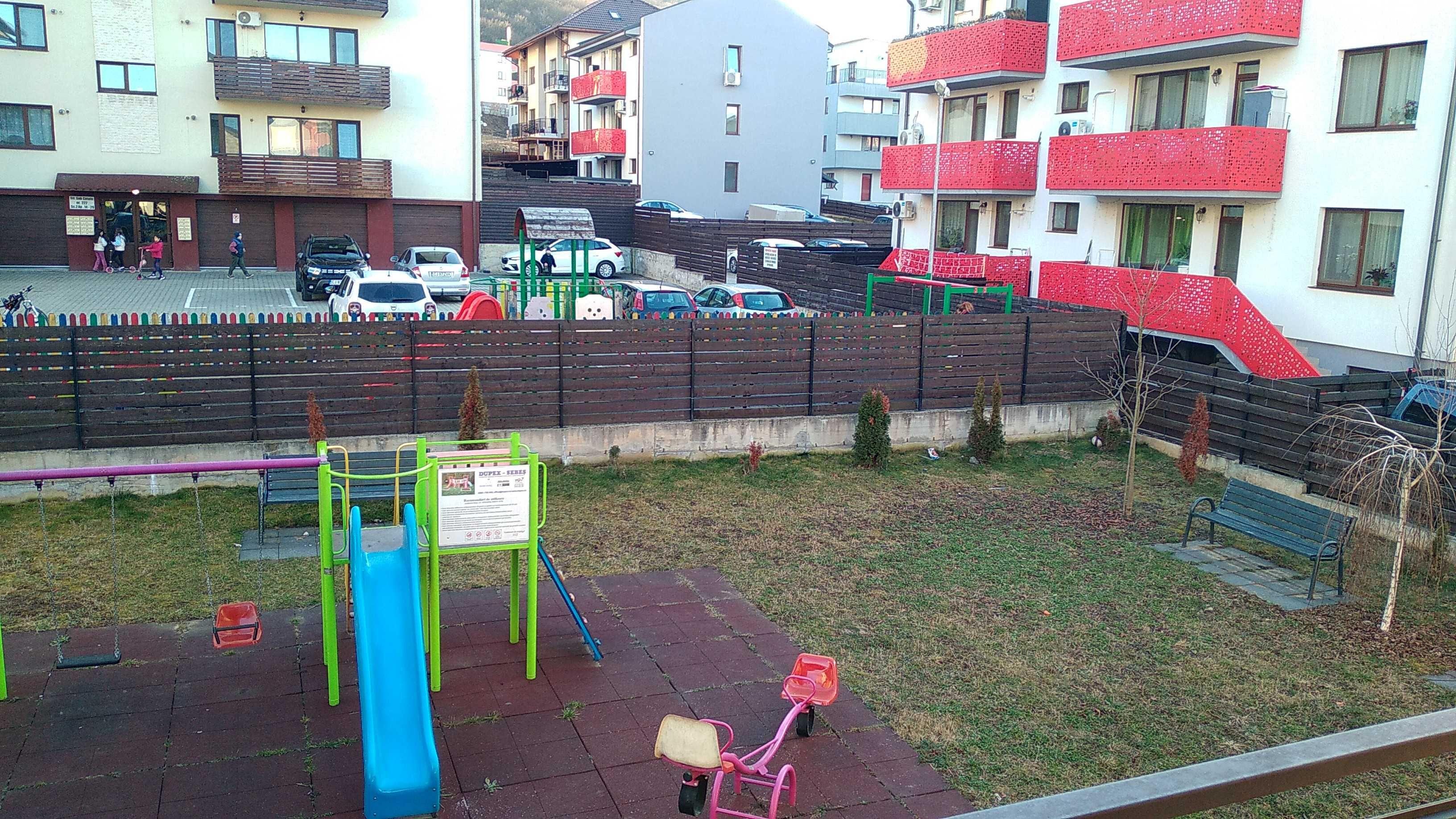 De inchiriat - Apartament 2 camere Floresti (Parc Sportiv)