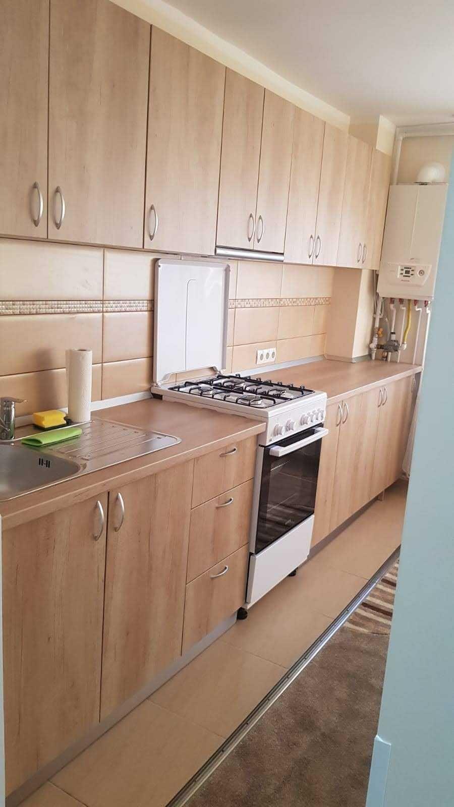 Inchiriez ap 2 camere Intre Lacuri