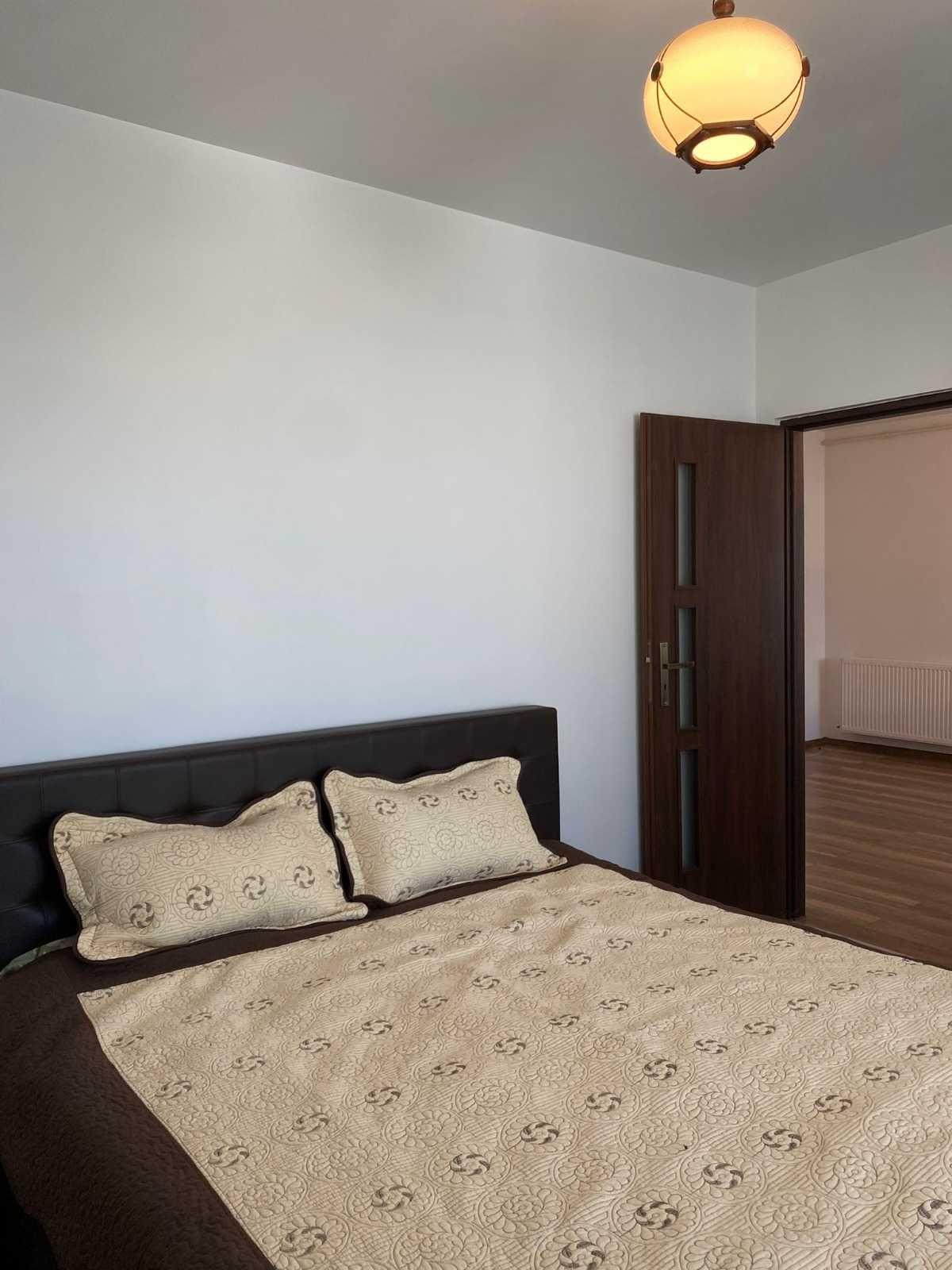 2 camere, semidecomandate, 42 mp, Calea Turzii - 460 euro