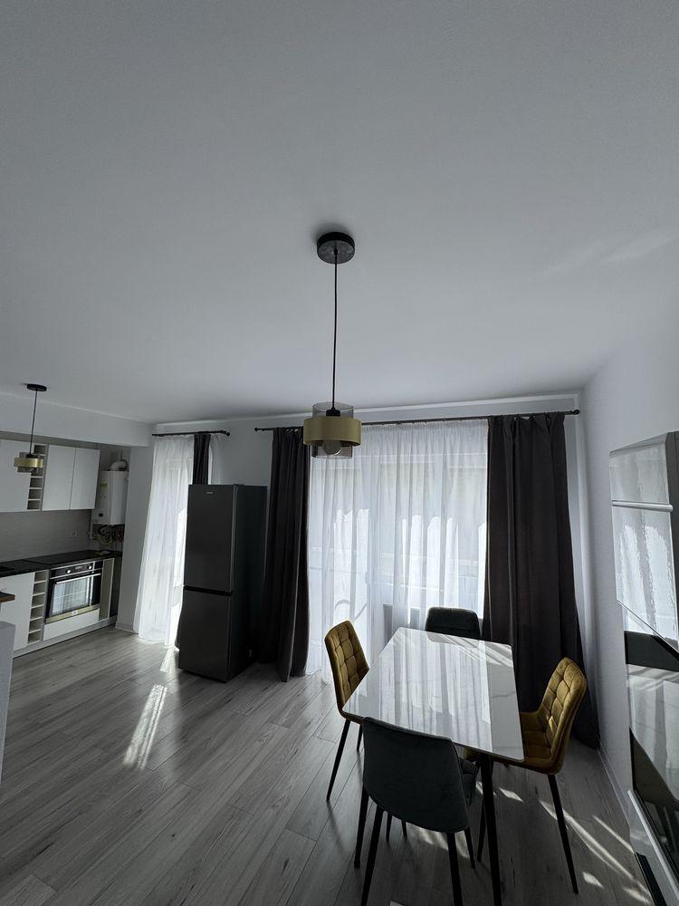 Inchiriez apartament Floresti  Pe termen lung ! Parcare subterana !