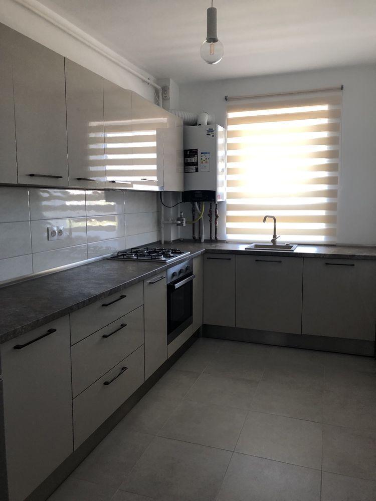 De inciriat apartament 2 camere decomandat