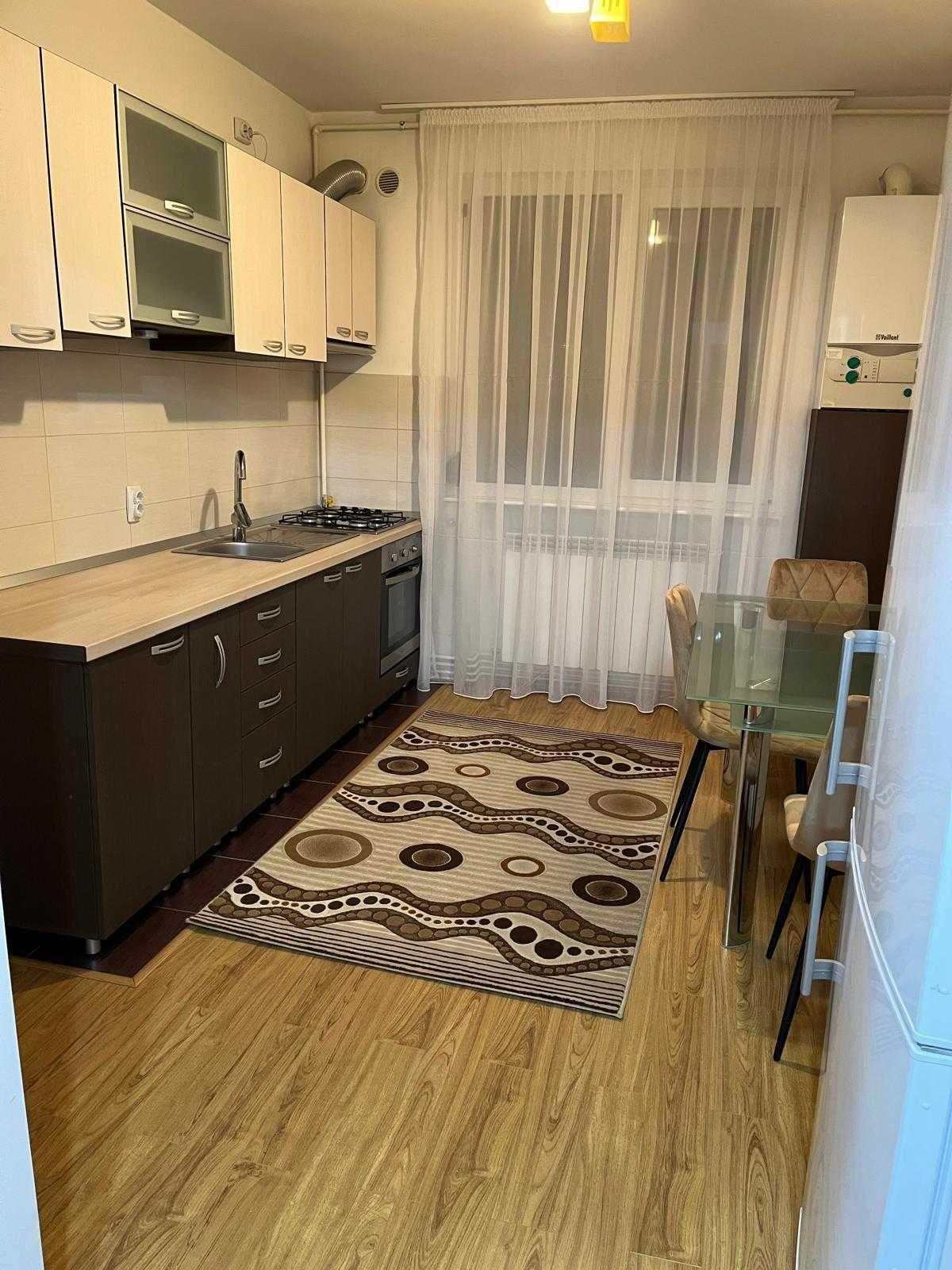 Apartament 2 camere DE INCHIRIAT