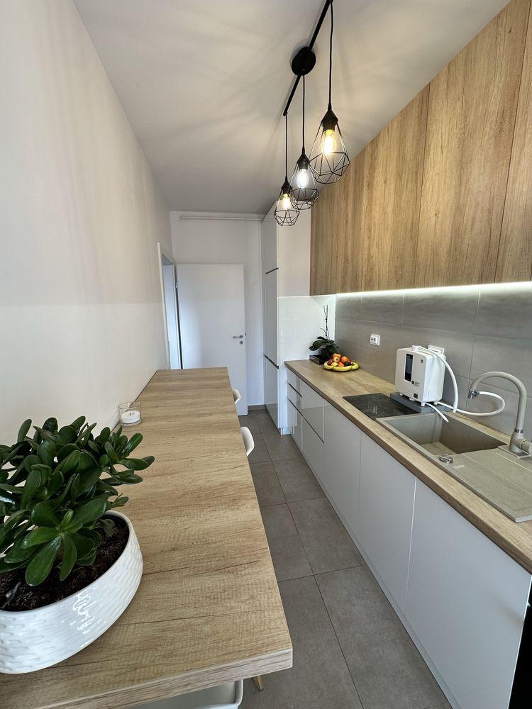 Inchiriez apartament tip studio