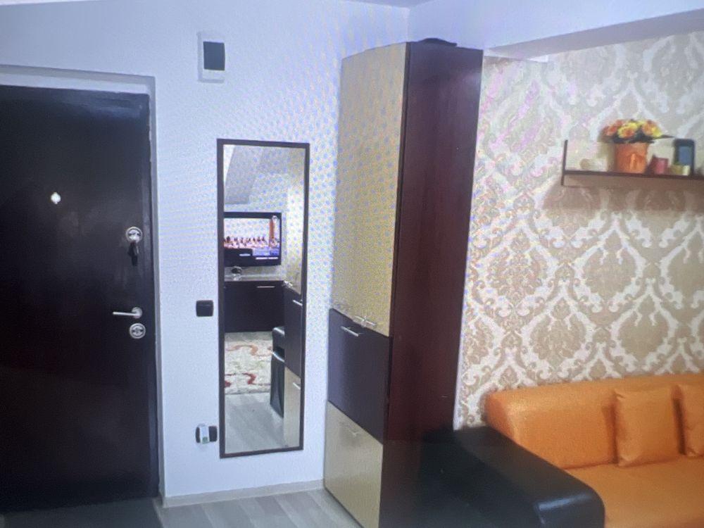 De inchiriat,apartament 3 camere!