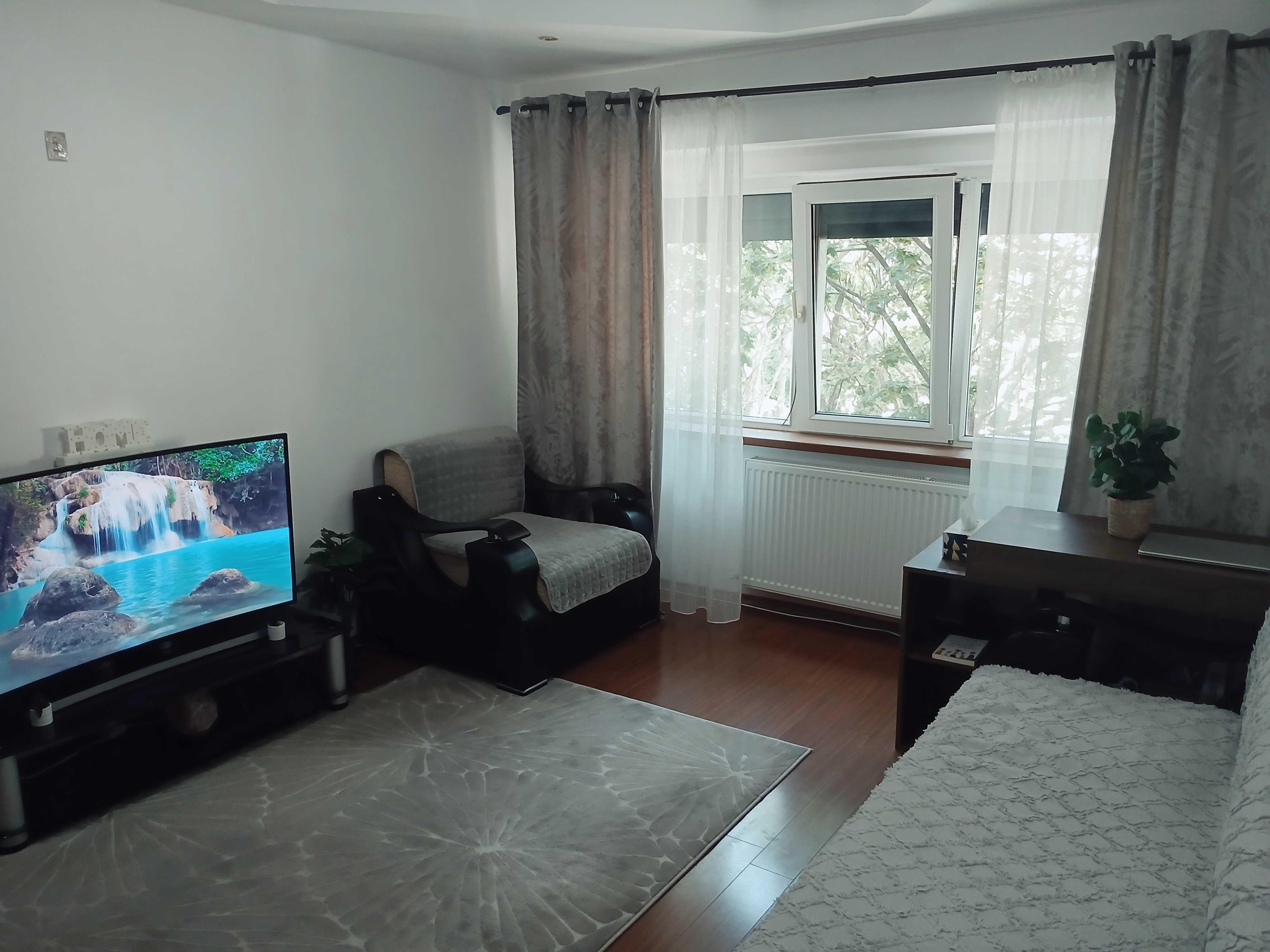 Apartament decomandat zona ICIL