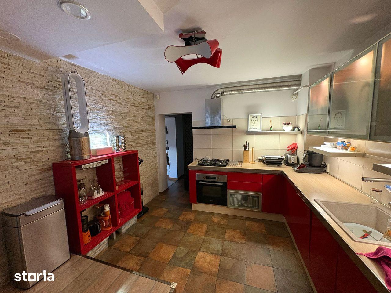 Duplex - zona Trocadero mobilat si utilat proprietate personala - imagine 1
