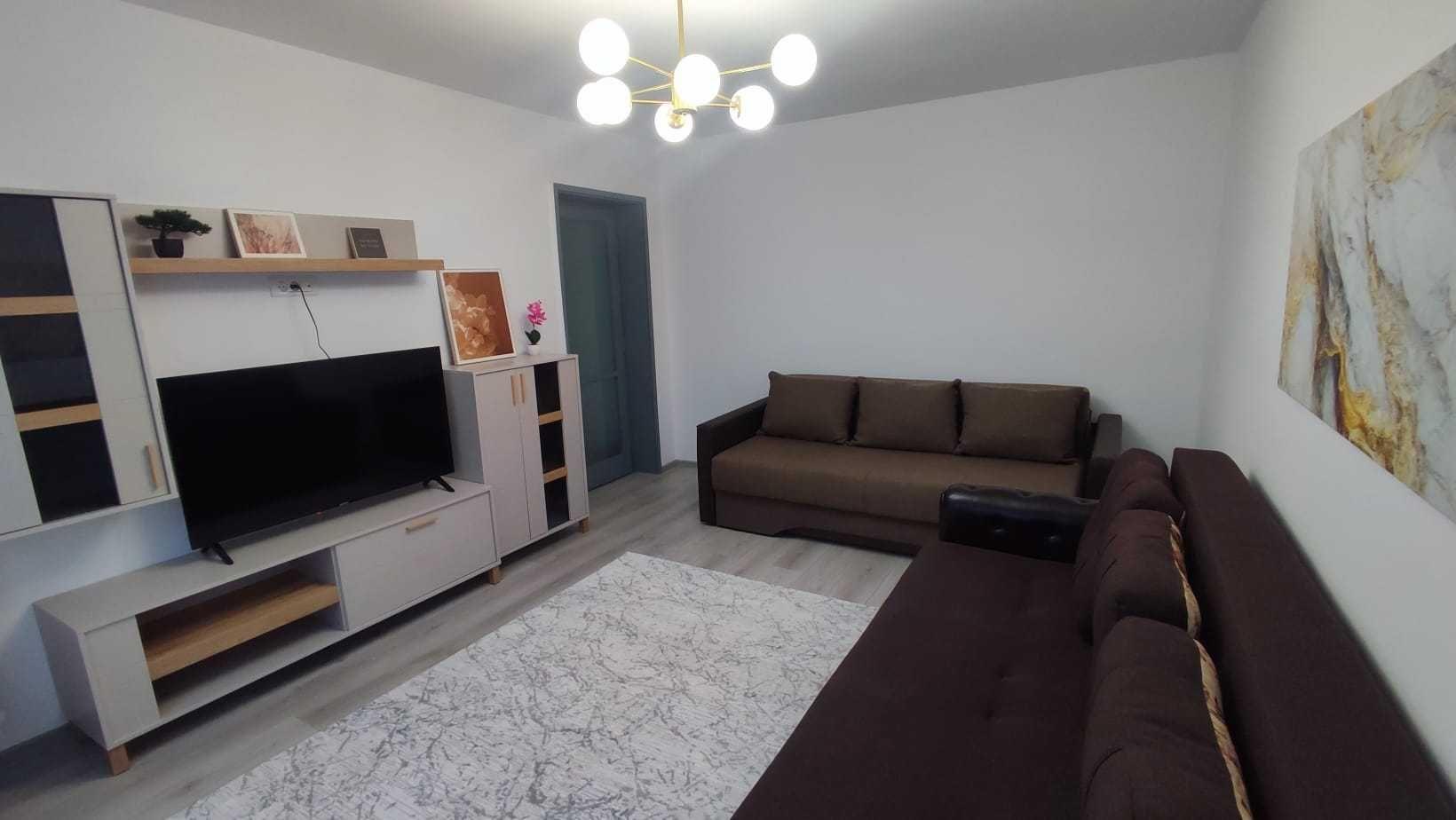 Inchiriez apartament cu 2 camere decomandat - zona Gara