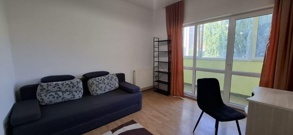 Proprietar inchiriez apartament zona Energia