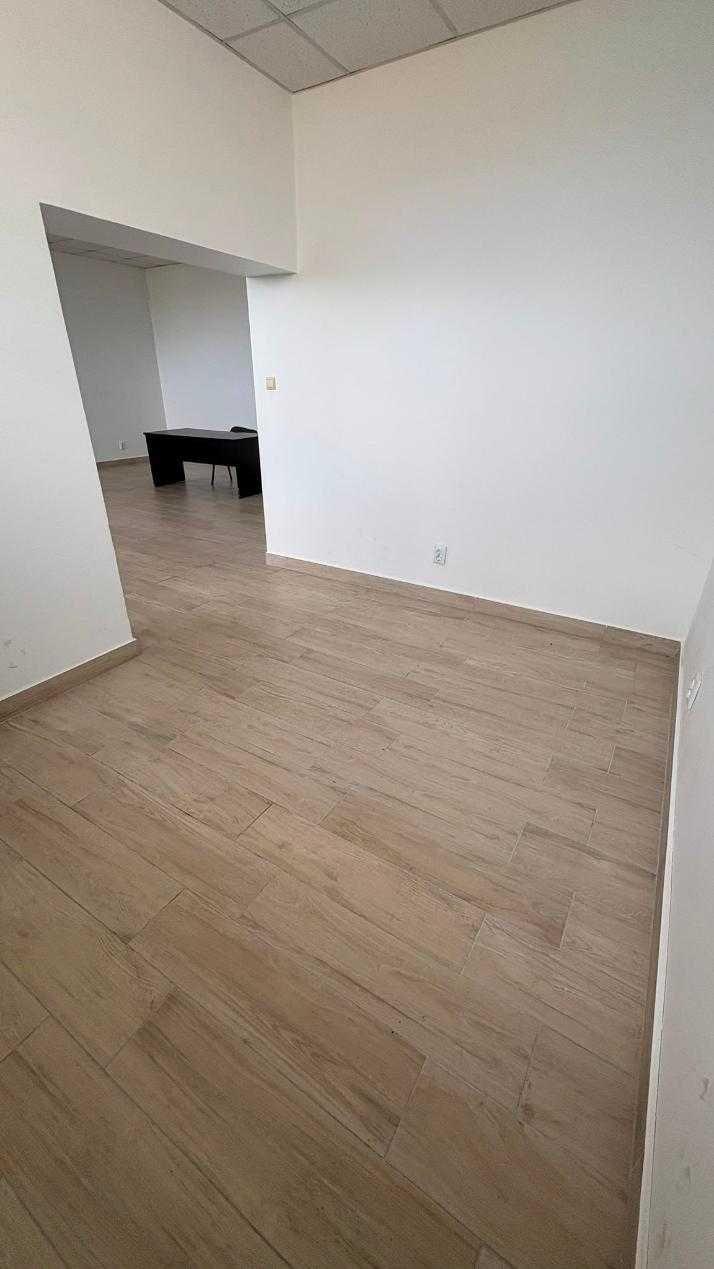 DE INCHIRIAT SPATIU COMERCIAL, 85 MP, pretabil birouri sau depozitare, contorizat, incalzire cu gaze, zona Aurel Vlaicu. - imagine 1